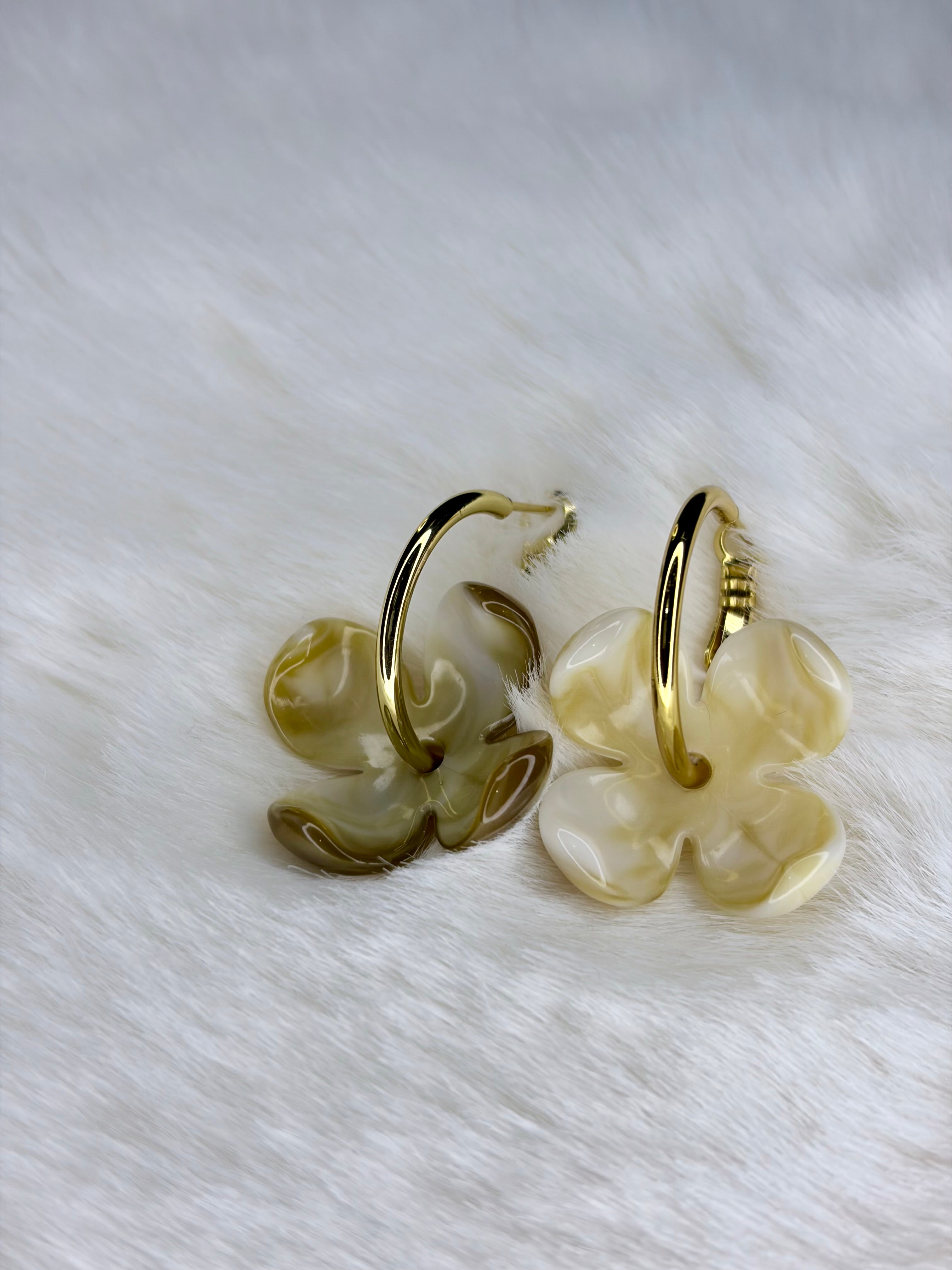 Boucle Fleur d'Opale